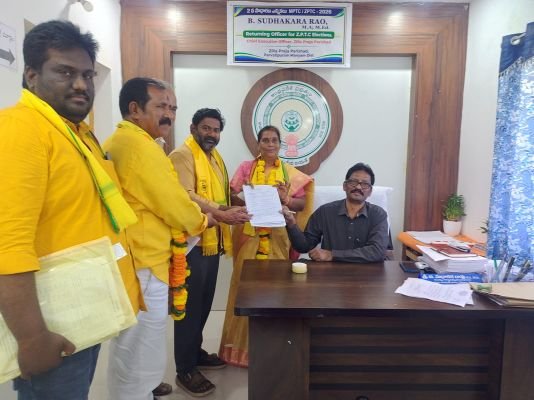 చివరిరోజు పార్వతీపురం నియోజవర్గ  జెడ్పీటీసీ, ఎంపీటీసీ నామినేషన్ల 