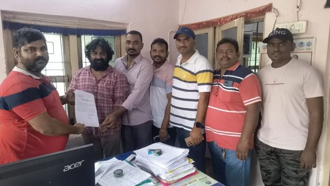 యువత అండ.. భాస్కర్‌కు ప్రజాదండ!