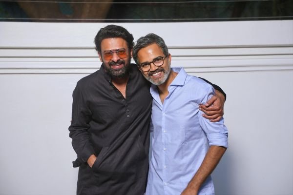 ప్రభాస్ అభిమానులకు అదిరిపోయే గుడ్‌న్యూస్.. హోంబలే బ్యానర్‌లో సలార్ 2 షురూ!