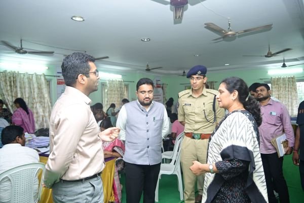నామినేషన్ పరిశీలన