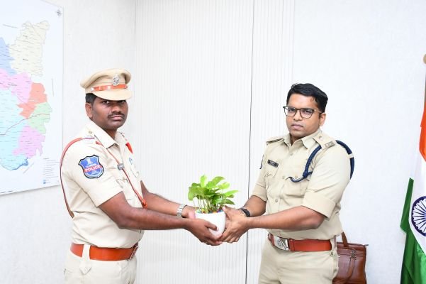 మాగనూర్ నూతన ఎస్సైగా మహేందర్ రెడ్డి  బాధ్యతల స్వీకరణ