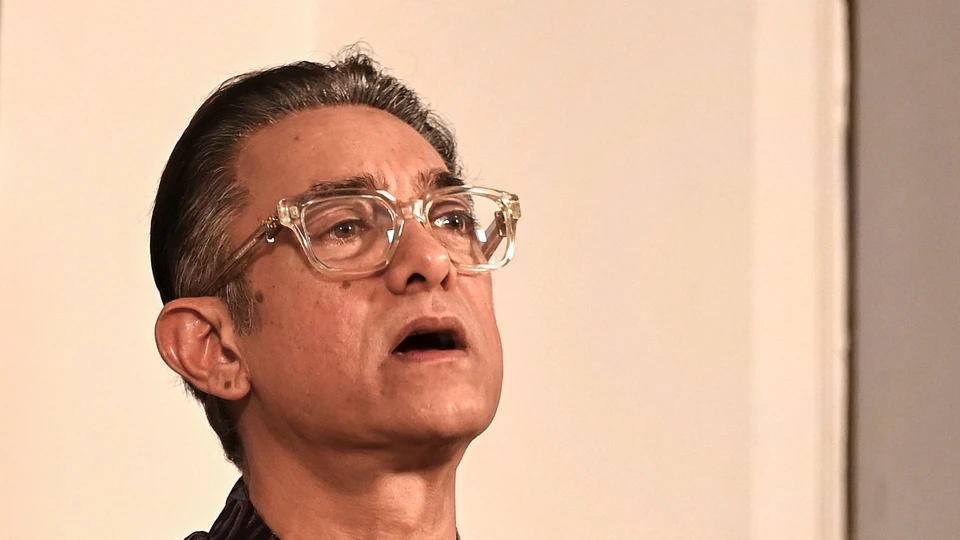 కన్నీళ్లు పెట్టుకున్న మిస్టర్ పర్ఫెక్ట్.. కెరీర్ కష్టాలపై అమీర్ ఖాన్ భావోద్వేగం!