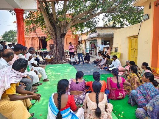 ప్రతి ఇంటి ఆవరణలో ఇంకుడుగుంతలు ఏర్పాటు చేసుకోవాలి