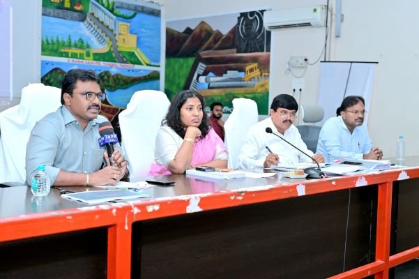 జడ్పీటీసీ, ఎంపీటీసీ నామినేషన్లపై కలెక్టర్ పర్యవేక్షణ