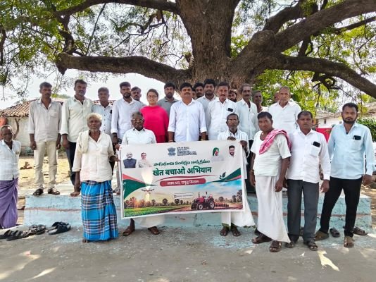 భూసారాన్ని కాపాడితేనే వ్యవసాయం లాభసాటి: ఏఓ రామకృష్ణారెడ్డి
