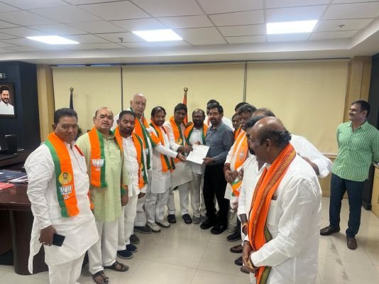 హైదరాబాద్‌లో తాగునీటి సమస్యలపై జలమండలి ఎండీ అశోక్ రెడ్డికి బీజేపీ వినతిపత్రం