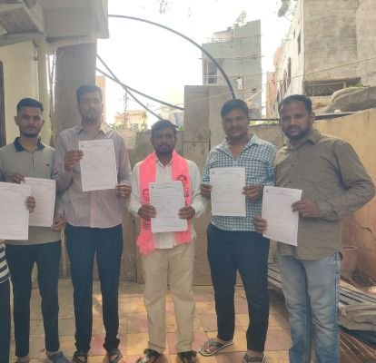 బోరబండలో జోరుగా పట్టభద్రుల ఓటు నమోదు: బీఆర్ఎస్ నేత పావనం శివశంకర్ ఆధ్వర్యంలో పత్రాల పంపిణీ.. ప్రతి గ్రాడ్యుయేట్ ఓటు నమోదు చేసుకోవాలని పిలుపు!