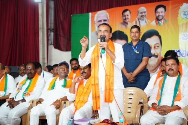 పర్యావరణ పరి రక్షణ కోసం ఉద్యమ కార్యాచరణ, పాదయాత్ర సన్నాహాక సమావేశం.  ఈటల పాదయాత్ర. 