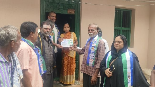 17వ వార్డులో అక్షయ్ ప్రచార జోరు