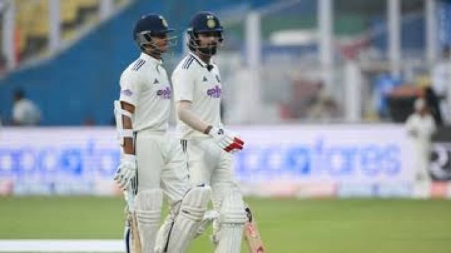కుప్పకూలిన బ్యాటింగ్ ఆర్డర్.. తొలి రోజు ఆటలో పూర్తి పట్టు సాధించిన న్యూజిలాండ్