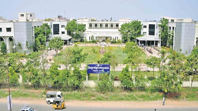 ఈ నెల 26న మహర్షి వాల్మీకి జయంతి వేడుకలు.కలెక్టర్ ప్రతీక్ జైన్ 