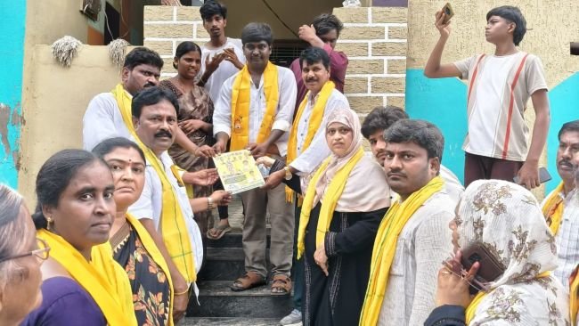 ప్రచారంలో దూసుకుపోతున్న మున్సిపల్ చైర్ పర్సన్ అభ్యర్థి మొల్ల సాబేరున్నిసా...!