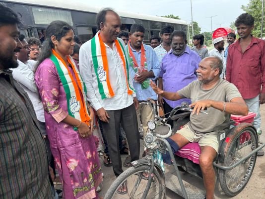 చీరాలలో ఆమంచి ఎన్నికల ప్రచారం.. 5, 6వ వార్డుల్లో పర్యటన!