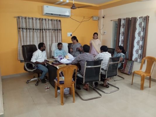 బొబ్బిలిలో ఎంపీటీసీ నామినేషన్ల స్క్రూటినీ