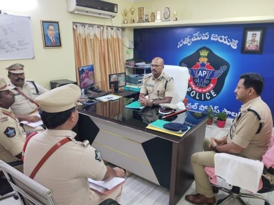 ఎన్నికలు ప్రశాంత వాతావరణం లో నిర్వహించాలి 
