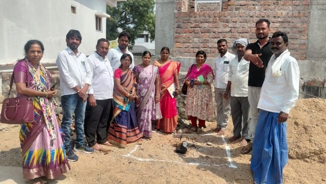 కంబలపల్లి పైలెట్ గ్రామంగా ఎంపిక ఇంకుడు గుంతల నిర్మాణానికి శంకుస్థాపన