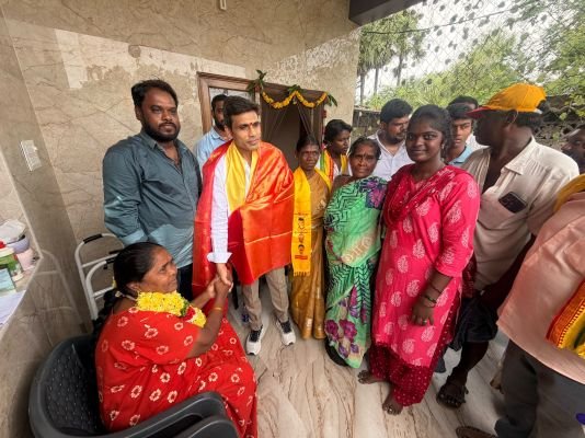 యువ నేత బొమ్మిరెడ్డి తారక్ రెడ్డి ముమ్మర ప్రచారం - అడుగడుగునా అఖండ స్వాగతం