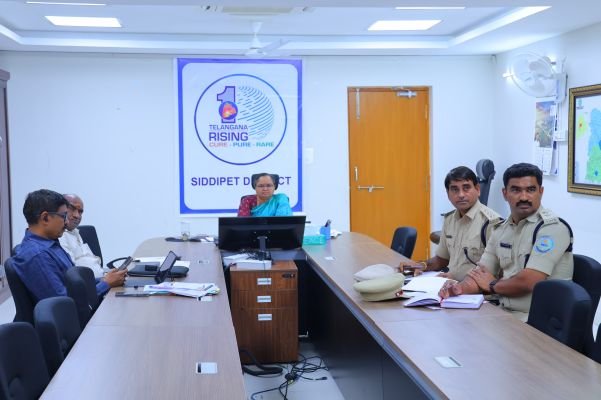 రోడ్డు ప్రమాద బాధితులకు సకాలంలో వైద్యం అందించాలి  పీఎం రహత్ పథకాన్ని సమర్థవంతంగా అమలు చేయాలి. జిల్లా కలెక్టర్ హైమావతి