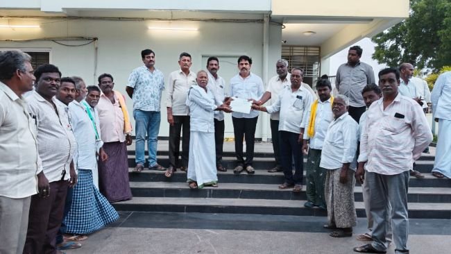పర్చూరు నియోజకవర్గంలో జడ్పీటీసీ స్థానాల్లో విజయకేతనం ఎగురవేయాలి : ఎమ్మెల్యే ఏలూరి సాంబశివరావు 