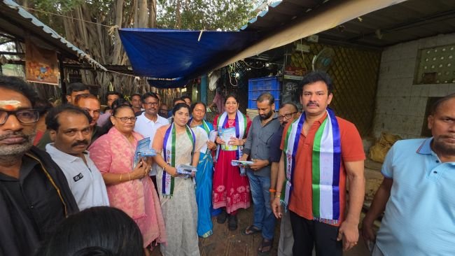 కూటమి అవినీతి, దోపిడీ పాలనకు చరమగీతం పాడాలి విశాఖ జిల్లా అధ్యక్షలు  కె.కె రాజు, మేయర్ అభ్యర్థి  వరుదు కళ్యాణి