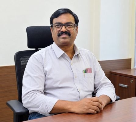 దాదాపు రూ.కోటితో ఉర్దూ పాఠశాల అభివృద్ధి.. కళాశాల ఏర్పాటుకు హామీ
