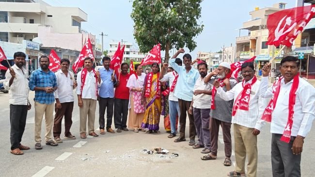 జ్ఞానేశ్ కుమార్‌ను తక్షణమే విధుల నుంచి తొలగించాలి