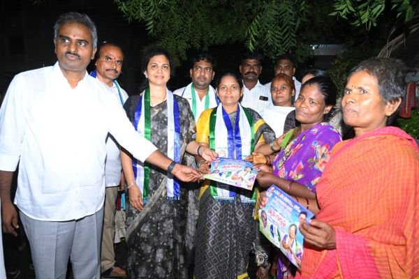 54వార్డు లో వైసీపీ విశృత ప్రచారం