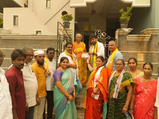 14వ వార్డులో చైర్ పర్సన్ అభ్యర్థి శైలజ, నాయుడు విసృతప్రచారం