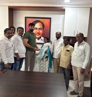 బాధిత కుటుంబానికి అండగా ఎమ్మెల్యే పాడి కౌశిక్ రెడ్డి