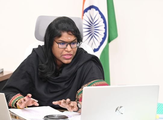 పటిష్టంగా మున్సిపల్ పోలింగ్,ఓట్ల లెక్కింపు ప్రక్రియఅధికారులకు జిల్లా కలెక్టర్ కెవిత్రి సెల్వి
