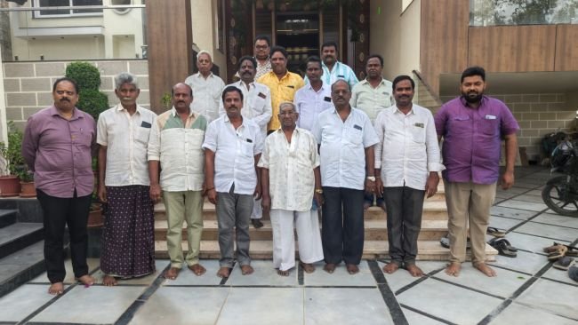 దేవరపల్లిని ఆదర్శ గ్రామంగా తీర్చిదిద్దుతా: ప్రముఖ పారిశ్రామికవేత్త శ్రీకాకుళపు కాళీకృష్ణ
