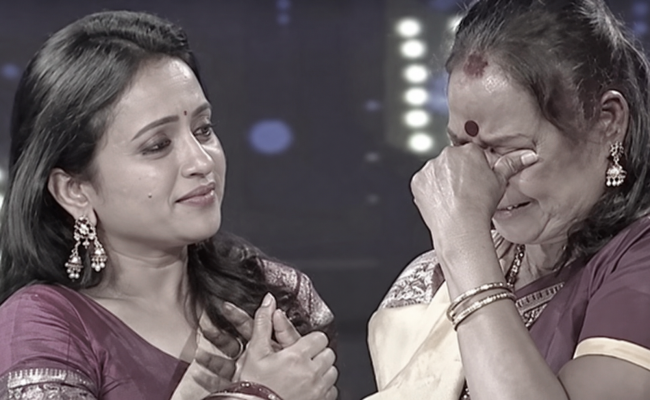 సుమ నా ప్రాణదాత.. కన్నీరు పెట్టుకున్న సీనియర్ నటి సుభాషిణి!