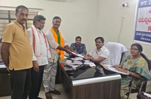 పెరవలిలో ఎన్నికల వేడి.. 20 ఎంపీటీసీ స్థానాలకు 102 నామినేషన్లు! అత్యధికంగా వైసీపీ నుంచి 39 నామినేషన్లు..