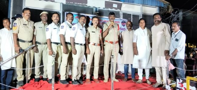 అమరవీరుల త్యాగాలు మరువలేనివి
