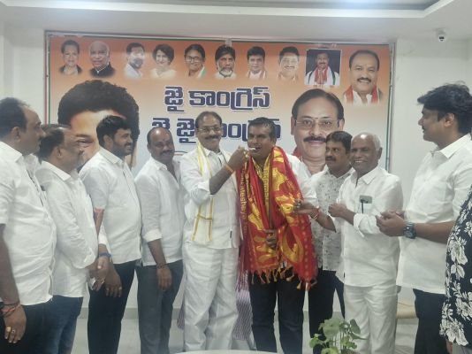 ఘనంగా పిడికిటి గోపాల్ చౌదరి జన్మదిన వేడుకలు  సోషల్ మీడియా వారియర్ పిడికిటి గోపాల్ చౌదరి జన్మదినం