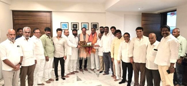  మాజీ ఎంపీ రంజిత్ రెడ్డికి ఎమ్మెల్యే గాంధీ,మాజీ కార్పొరేటర్లు దసరా శుభాకాంక్షలు