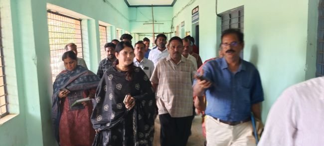 మున్సిపల్ ఎన్నికల నిర్వహణకు పకడ్బందీ ఏర్పాట్లు చేయాలి....!
