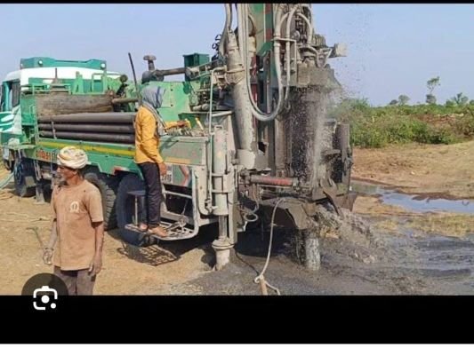 కరువు ప్రమాదం పొంచి ఉంది కొత్త బోర్లకు అడ్డుకట్ట వేసేది ఎవరు?