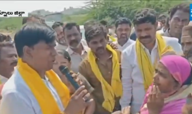 మున్సిపల్ ప్రచారంలో ఎమ్మెల్యేకు సమస్యల ఏకరువు