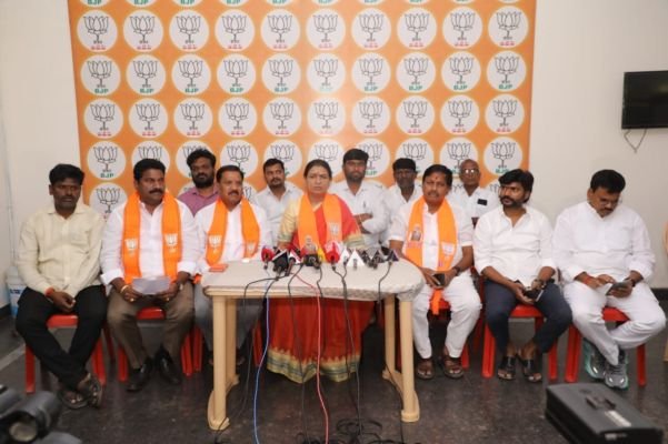 డిండి ప్రాజెక్ట్ రద్దు చేయాలని రైతాంగం డిమాండ్-ఎంపీ డీకే అరుణ 