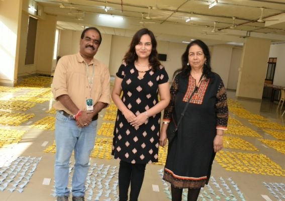 31 గిన్నస్ ప్రపంచ రికార్డులతో చరిత్ర సృష్టించిన గీతం పూర్వ విద్యార్థిని