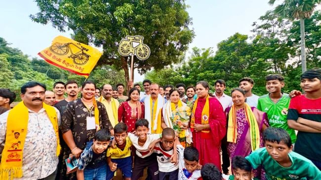 65 వ వార్డు టిడిపి అభ్యర్థి సుగుణమని హోరెత్తించిన ఎన్నికల ప్రచారం