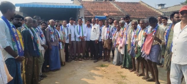 వైయస్సార్సీపి అభ్యర్థుల గెలుపుకు  కృషి 