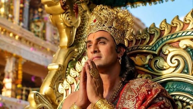 బాక్సాఫీస్ వద్ద 'రామాయణం' సునామీ.. ఐమాక్స్ రికార్డు టికెట్ ధర రూ. 3,170!