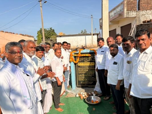 పలు తండాలలో పలు అభివృద్ధి పనులను ప్రారంభించిన ఎమ్మెల్యే సంజీవరెడ్డి