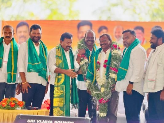 రైతుల సంక్షేమం, మార్కెట్ అభివృద్ధికి ప్రాధాన్యత ఇవ్వాలి