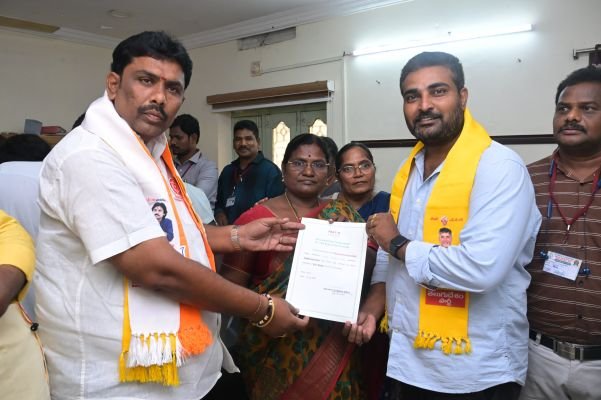 ఇంజనీర్   కౌన్సిలరైన వేళ.