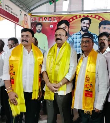 డిక్లరేషన్ ఫామ్స్ ఇచ్చిన ఎమ్మెల్యే ఎరపతినేని 