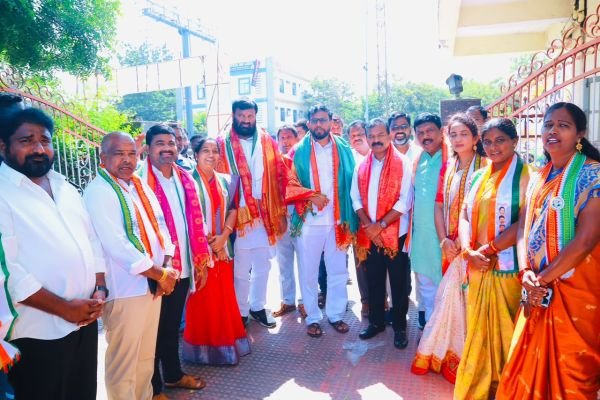 ఓటు హక్కు పరిరక్షణకు కాంగ్రెస్ సమరశంఖం :కరీంనగర్‌లో ‘ఓట్ బచావో – దేశ్ బచావో’ సమావేశం.. పాల్గొన్న కూన శ్రీశైలం గౌడ్