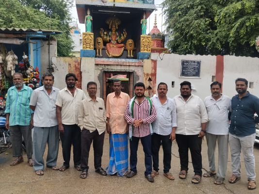 32వ వార్డులో ప్రసాద్ రెడ్డి ప్రచార జోరు